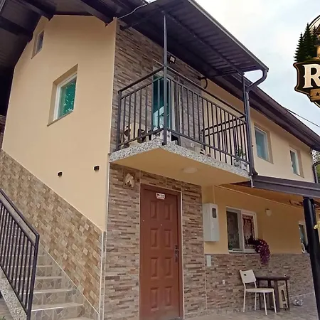 Ferienhaus & Ranch Kobas *